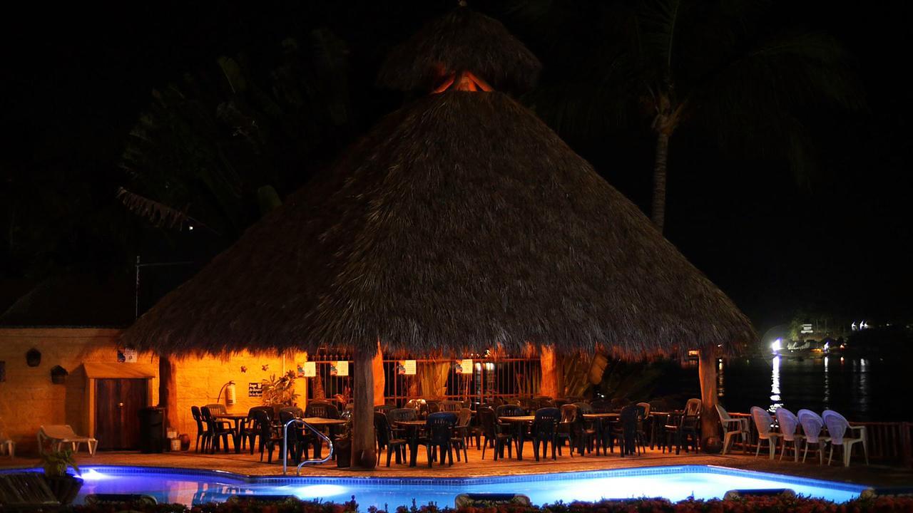 Hôtel Cabanas Del Capitan à Rincón de Guayabitos Extérieur photo