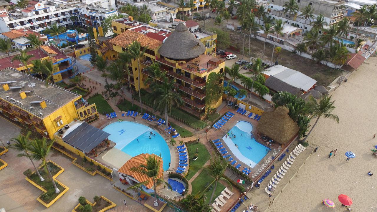 Hôtel Cabanas Del Capitan à Rincón de Guayabitos Extérieur photo